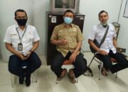 Tim Liputan Adpim Pemprov Sumbar Lakukan Vaksinasi