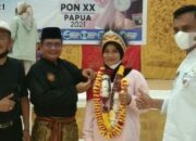 Atlet Raih Medali, Ketua IPSI Padang Ganjar dengan Pin Emas