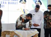 Dukung Statistik Sektoral, BPS RI Beri Piagam Pemprov Sumbar