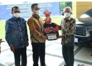 UNP Jalin Kerjasama, BTN Padang Serahkan 4 Unit Mobil Operasional