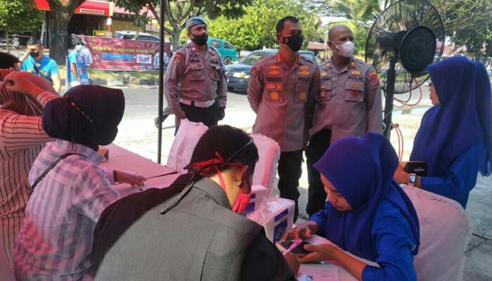 Satake: Vaksinasi Sumbar Sudah Capai 70 Persen lebih