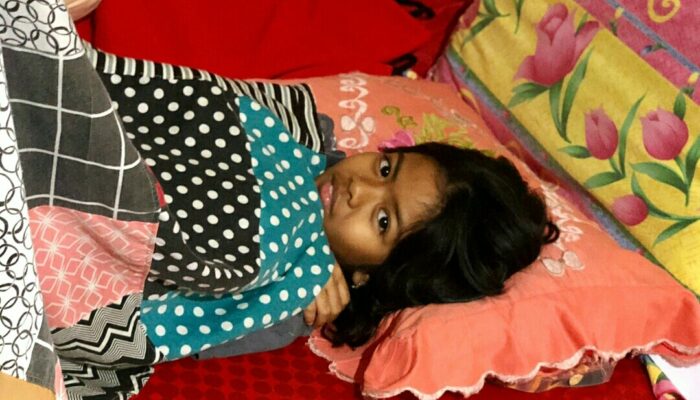 Audy Joinaldy Santuni Korban Kebakaran di Agam