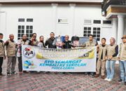 Aksi Bhakti JPS Salurkan Tas Sekolah Korban Gempa Pasaman