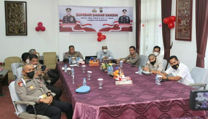 Kepolisian Indonesia Terus Gencarkan Vaksinasi Sampai Pelosok