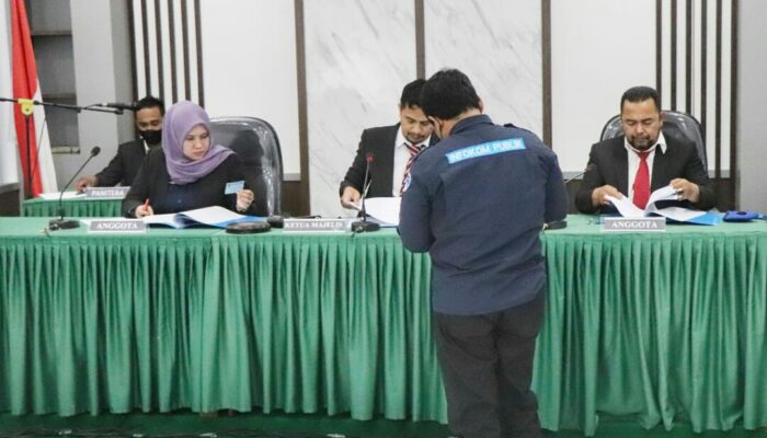 Sekretaris Komite Sengketakan Informasi SDIT Cahaya Hati