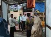 Wagub Sumbar Serahkan Bantuan Baznas pada Buruh Tani