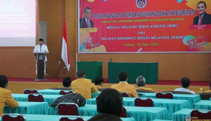 Rektor UNP Canangkan Fakultas Ekonomi sebagai Unit Kerja ZI