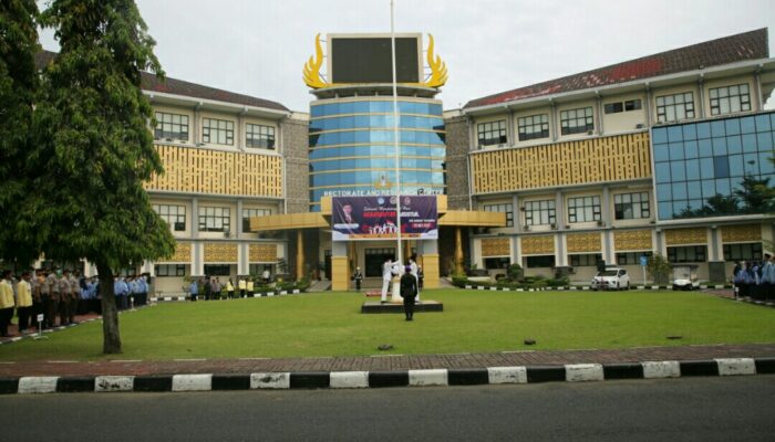 Upacara Harkitnas ke 114 di UNP Berlangsung Khitmad