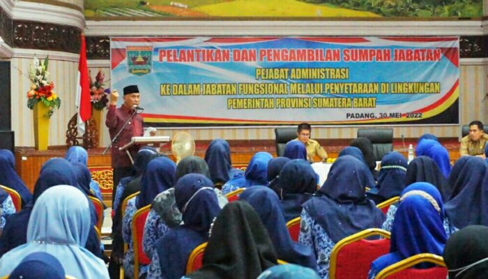 Gubernur Sumbar Lantik 103 Pejabat Fungsional Tahap Dua