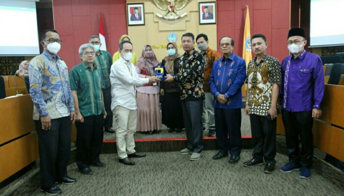 UNP Sosialisasikan Perpajakan bersama KPP Pratama I Padang