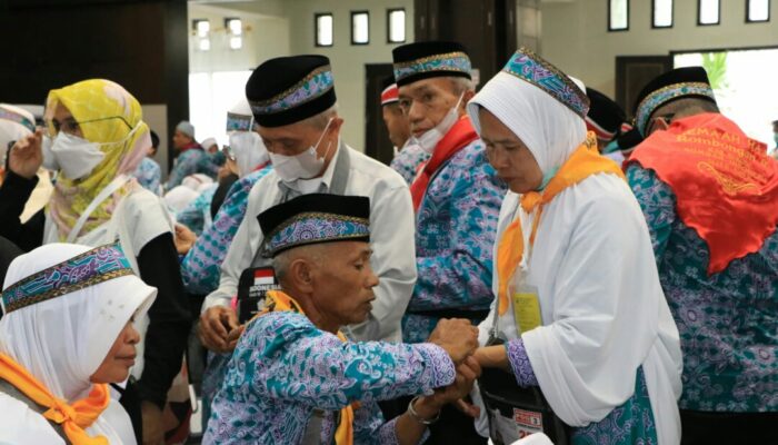 2 Orang Jemaah Kloter II Embarkasi Haji Padang Batal Pergi