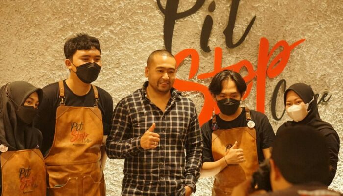 Wagub Audy Resmikan Pitstop Coffee di Makassar