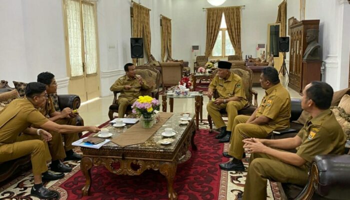 Wako Pariaman Sampaikan Usulan Pembangunan pada Gubernur