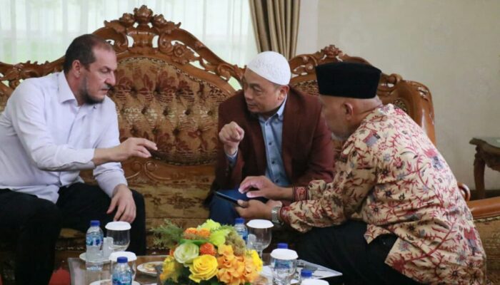 Gubernur Sambut Tawaran Bangun Replika Al-Aqsa di Sumbar