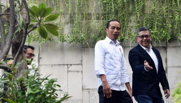 ReJO Dorong Hasto Masuk Kabinet Jokowi