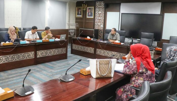 DPRD Sumbar Segera Sahkan Ranperda KIP
