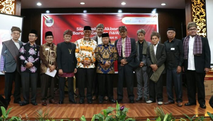 l Warga Perantau Minang Jawa Barat Baralek Gadang