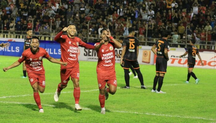 Bermain di Kandang Semen Padang FC bungkam Persiraja 3-0
