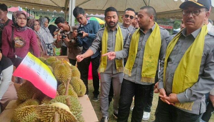 Wagub Tutup Festival Kampung Durian Solok Selatan