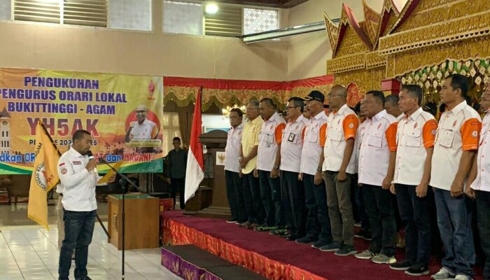 Syahrul Junaidi Ajo Dikukuhkan Pengurus ORARI Bukittinggi