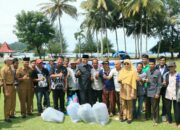 Pokdakan Sungai Bungin Dapat Bantuan 13 Ton Pakan & 12 Ribu Benih Ikan