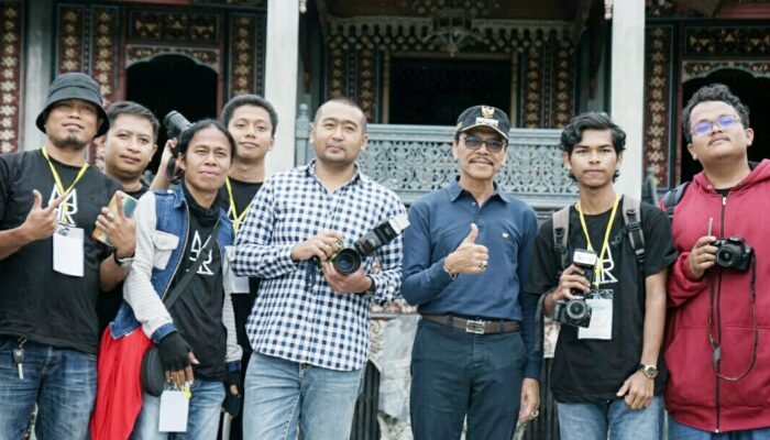 Fotografer Diminta Gunakan Tagar VisitBeautifulWestSumatera2023