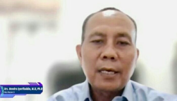 Wakil Rektor III UNP Buka Perlombaan UNP Mathematics Challenge