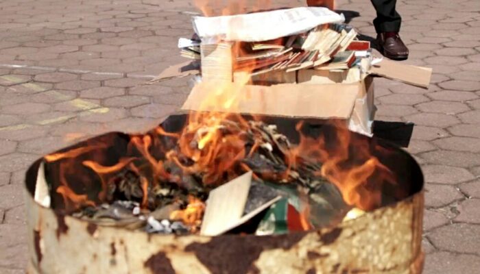 Kemenag Sumbar Musnahkan 53.905 Buku Nikah