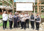 Peduli, Kapolres Agam Salurkan Bantuan ke Pondok Pesantren