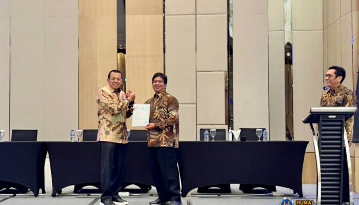 Prof Ganefri Jabat Ketua Majelis Rektor PT Negri