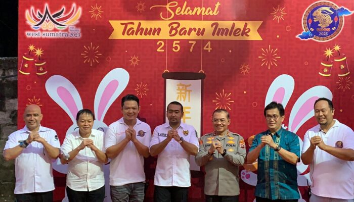 Perayaan Imlek Kembali Meriahkan Kota Padang