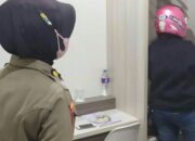 Satpol PP Padang Razia Izin Hotel Nemu Pasangan Diduga Mesum