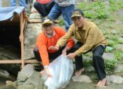 Lestarikan Sungai, Wako Hendri Lepas 3000 Bibit Ikan Nila