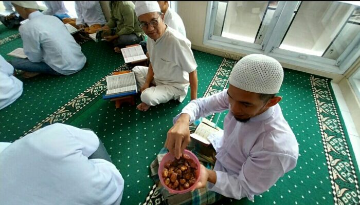 Belajar Tahfidz, Okin Santri Binaan Lapas Suliki Terharu