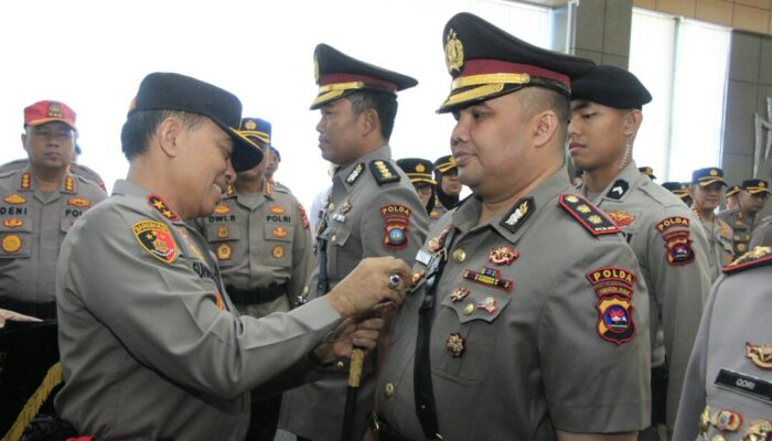 Kapolres Padang Pariaman dan Kapolres Tanah Datar di Ganti