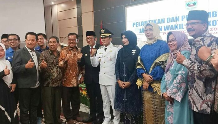 Wawako Terpilih Temu Ramah dengan Pejabat Pemko Padang