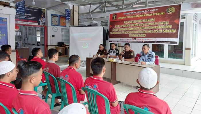Kepala Kejaksaan Negeri Suliki Beri Penyuluhan Hukum WBP Lapaski