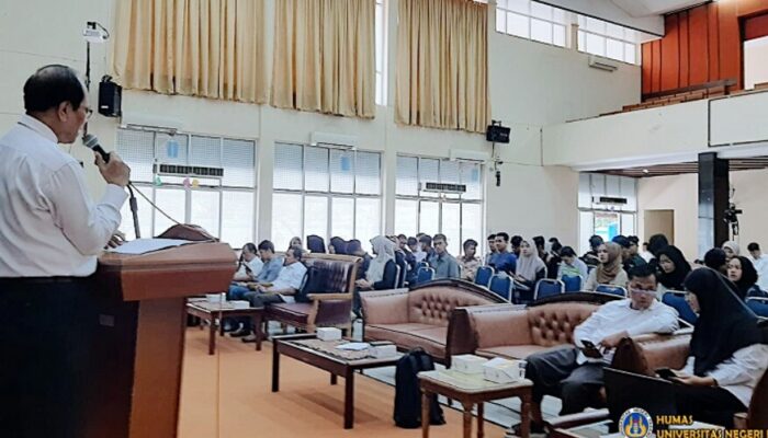 FT-UNP Gelar FGD, Pembekalan Kerja di Luar Negeri