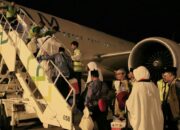 Kloter I, 388 Jemaah Haji Padang Take Off Menuju Madinah