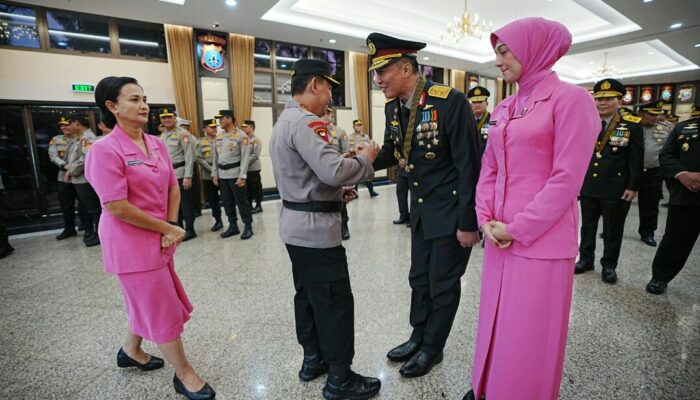 22 Pati Polri Dapat Tanda Kehormatan Bintang Bhayangkara Pratama