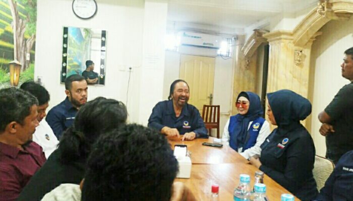 Surya Paloh: Saya Empaty dengan Sumbar, Benahi Kota Padang