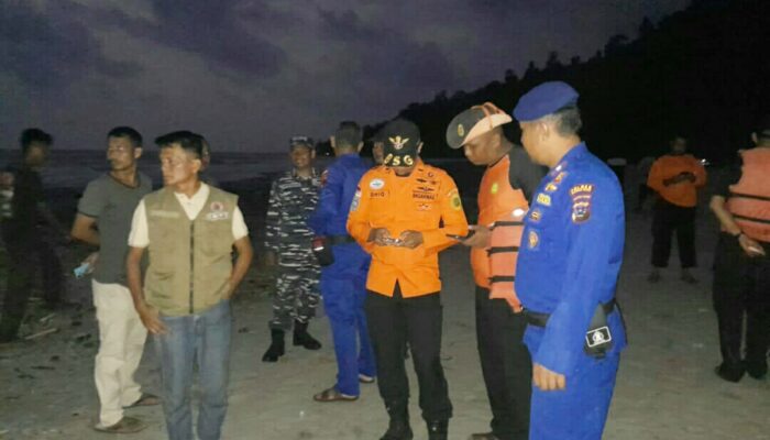 Pencarian Korban Terseret Ombak di Pantai Sikabau Terus Di Upayakan