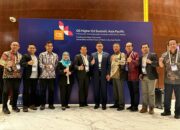 UNP Berhasil Raih Empat Bintang dari QS Star Awards