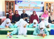 Forum Wartawan FJPI Ajarkan Trik Menulis di SMA 1 Padang