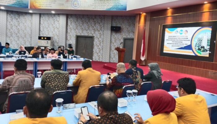 Prof Ganefri Jadi Narasumber di FGD UMRAH