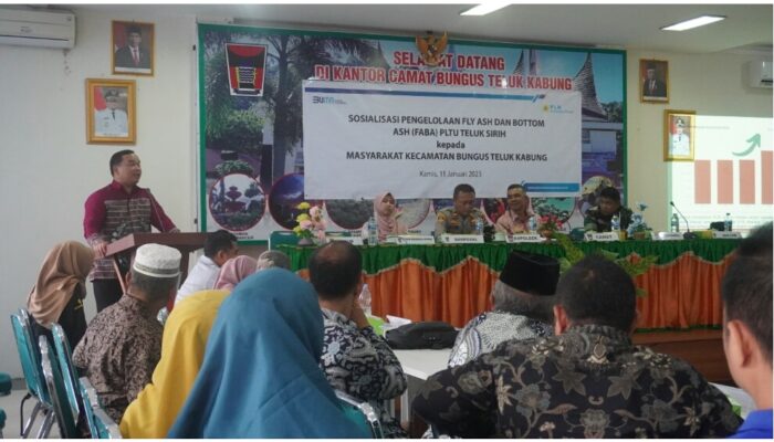 Dosen UNP Sosialisasi Pengelolaan Sampah Plastik di Bungtekab