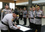 Kapolda Suharyono Sertijab PJU dan Tiga Kapolres