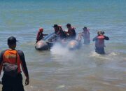 Kapal Nelayan Di Muaro Anai Ketaping Terbalik Satu Meninggal Satu Dicari