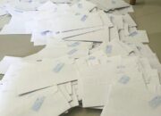 Jelang Pencoblosan 14 Februari, Sukri Umar Sosialisasi  Lewat Amplop