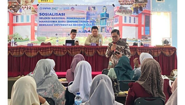 UNP Sosialisasi SNPMB 2024 di Wilayah IV Lima Puluh kota